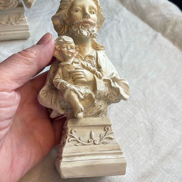 Virgin Mary and Joseph each holding baby Jesus. Winged Angel series. K’s collect - Picture 10 of 13